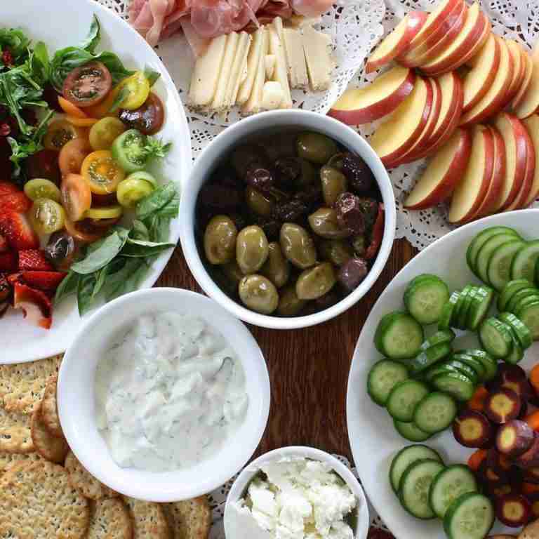 Image of health table of healthy foods by Aline Ponce from Pixabay