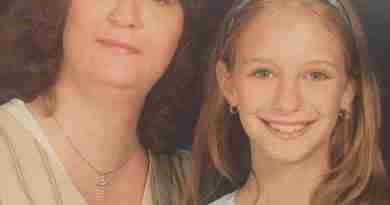 Photo of the author, Kelsey, and her mother